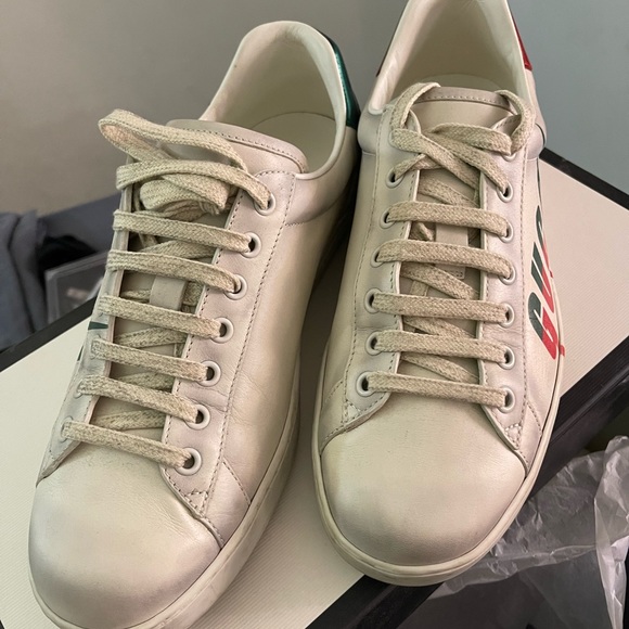 Gucci men sneakers - Picture 2 of 3